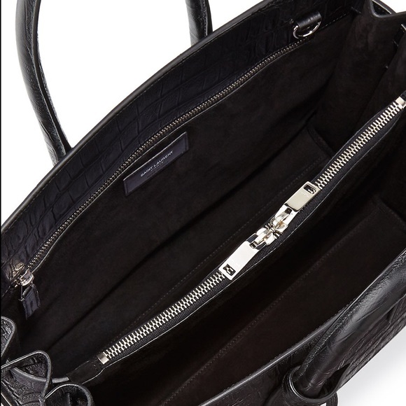 🎉🎉🎉 SOLD 🎉🎉🎉 Saint Laurent Sac de Jour - Picture 2 of 8